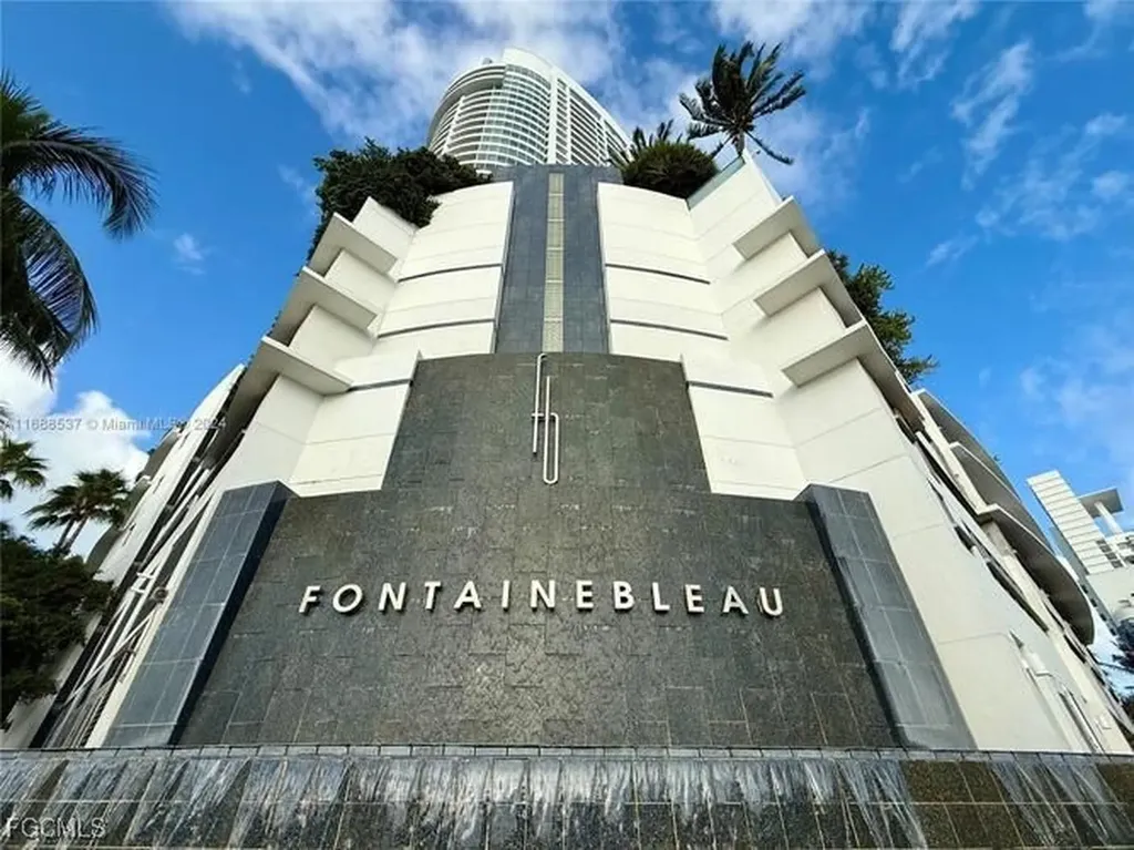 4401 Collins Avenue Miami Beach FL 33140-3227