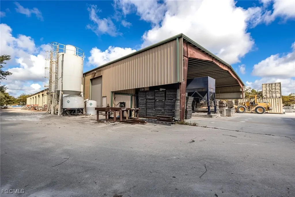 1515 Forestry Division Road Labelle FL 33935