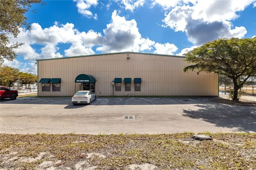 1515 Forestry Division Road Labelle FL 33935
