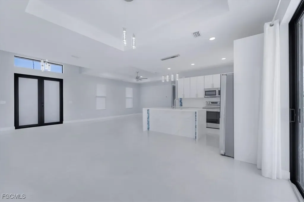 1114 NE 7th Avenue Cape Coral FL 33909