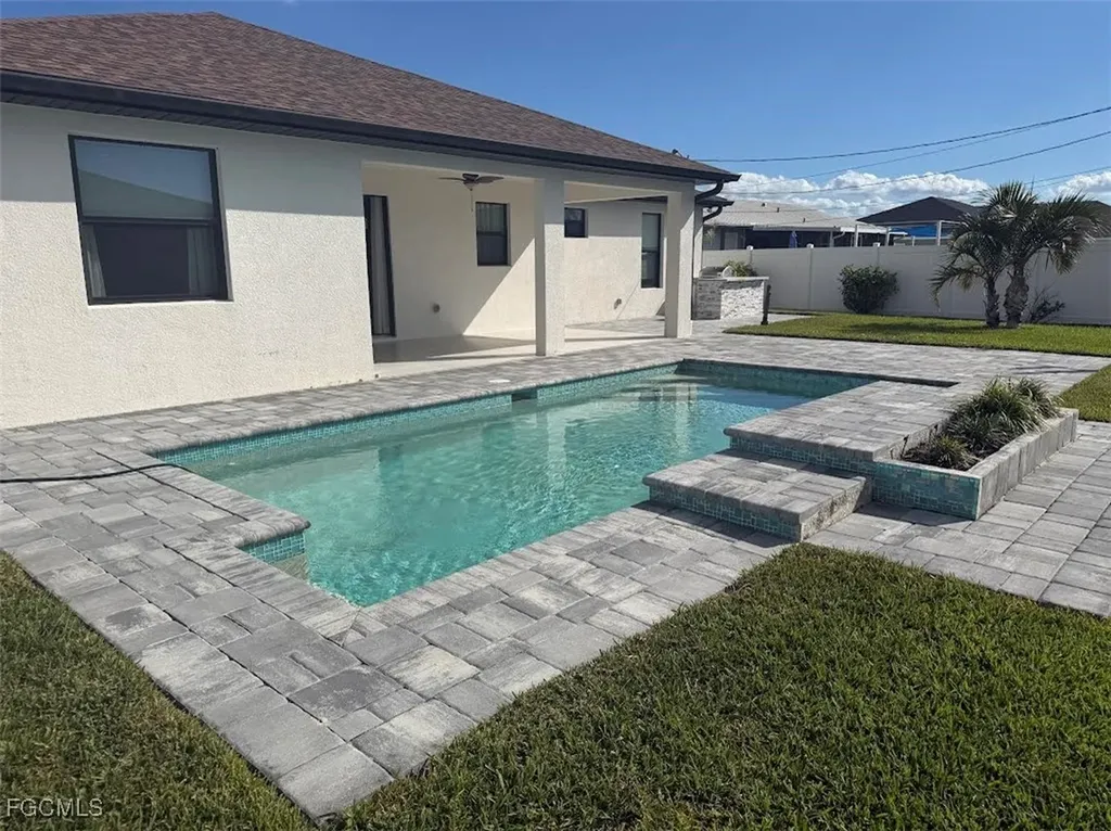 1114 NE 7th Avenue Cape Coral FL 33909