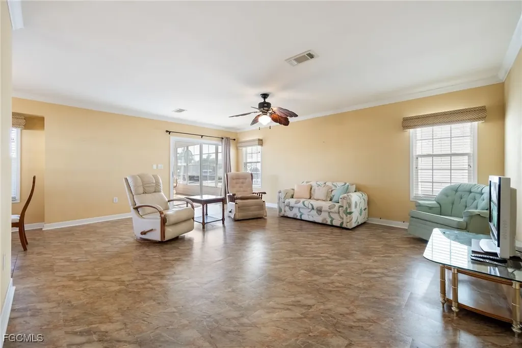 5252 Fiddleleaf Drive Fort Myers FL 33905