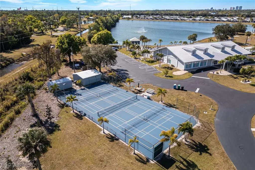 5252 Fiddleleaf Drive Fort Myers FL 33905