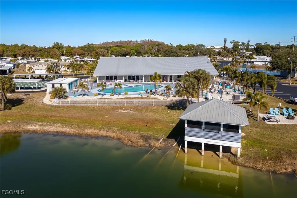 5252 Fiddleleaf Drive Fort Myers FL 33905