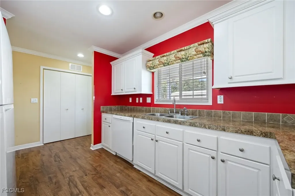 5252 Fiddleleaf Drive Fort Myers FL 33905