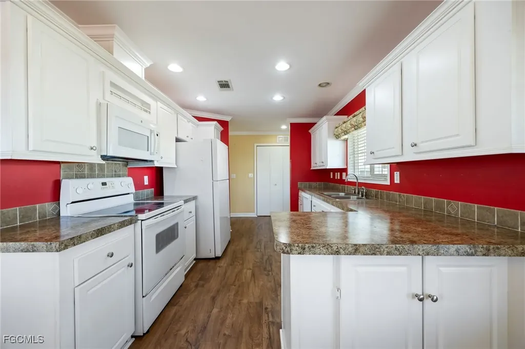 5252 Fiddleleaf Drive Fort Myers FL 33905