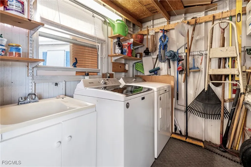 493 Jacklin Lane North Fort Myers FL 33903