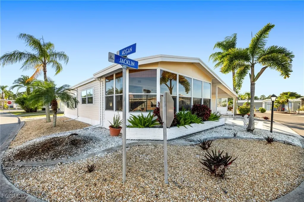 493 Jacklin Lane North Fort Myers FL 33903