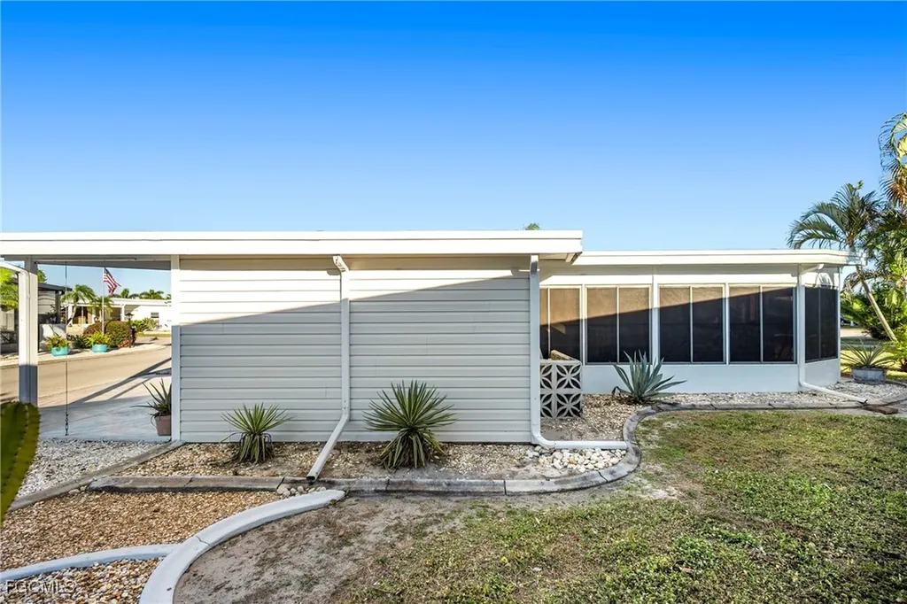 493 Jacklin Lane North Fort Myers FL 33903