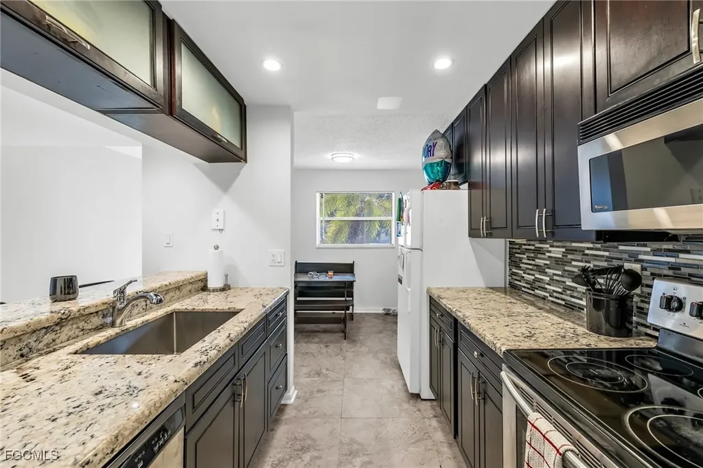 10772 La Placida Drive Coral Springs FL 33065-3796