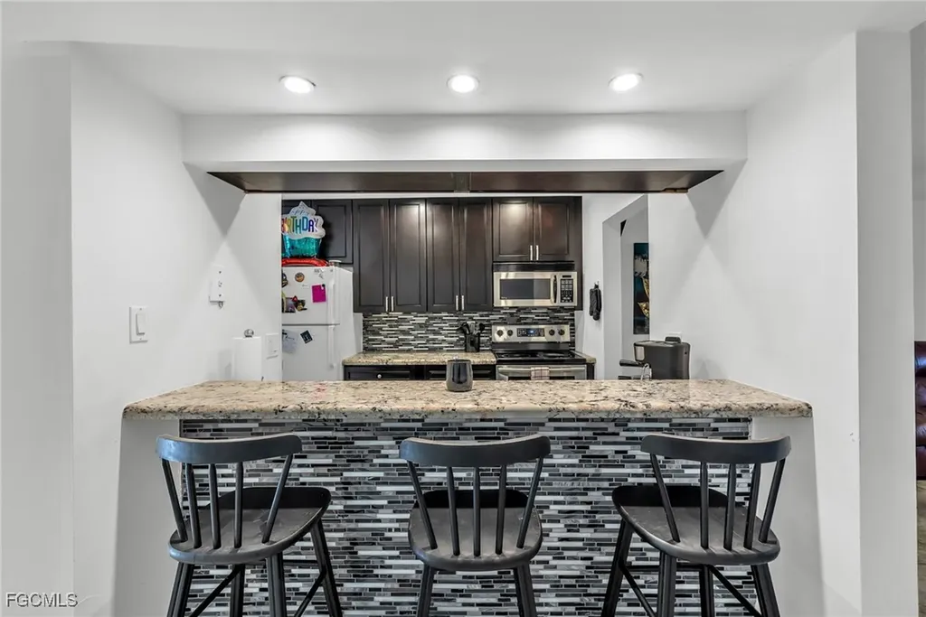 10772 La Placida Drive Coral Springs FL 33065-3796