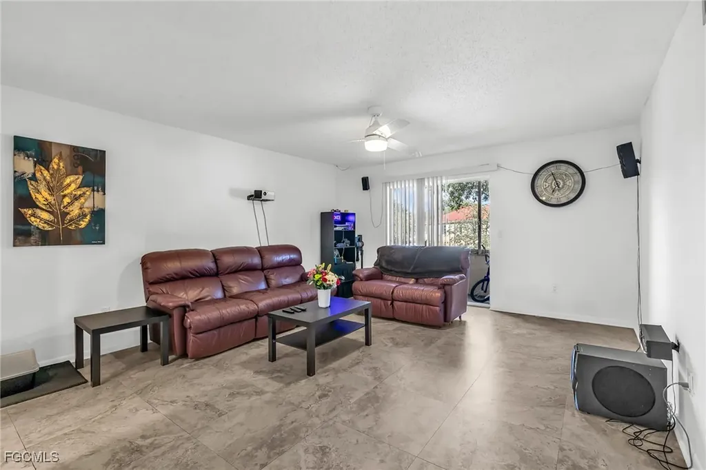 10772 La Placida Drive Coral Springs FL 33065-3796