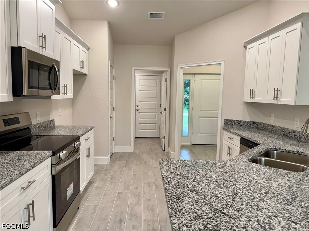 4707 Ruth Avenue N Lehigh Acres FL 33971
