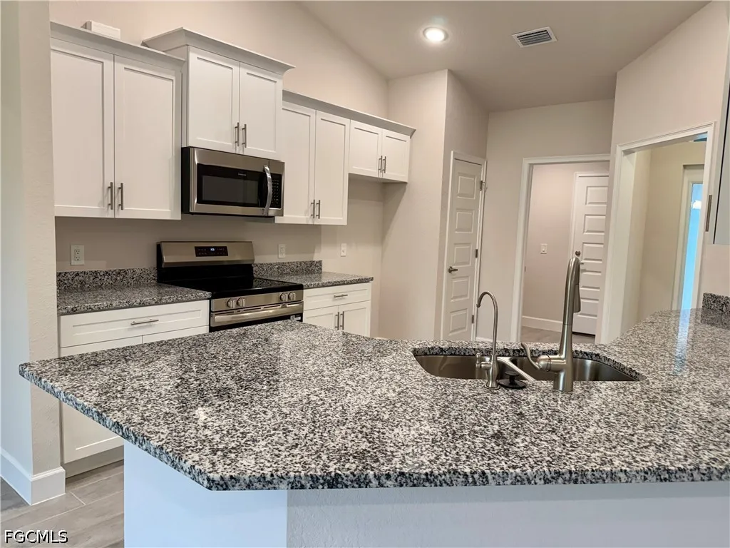 4707 Ruth Avenue N Lehigh Acres FL 33971