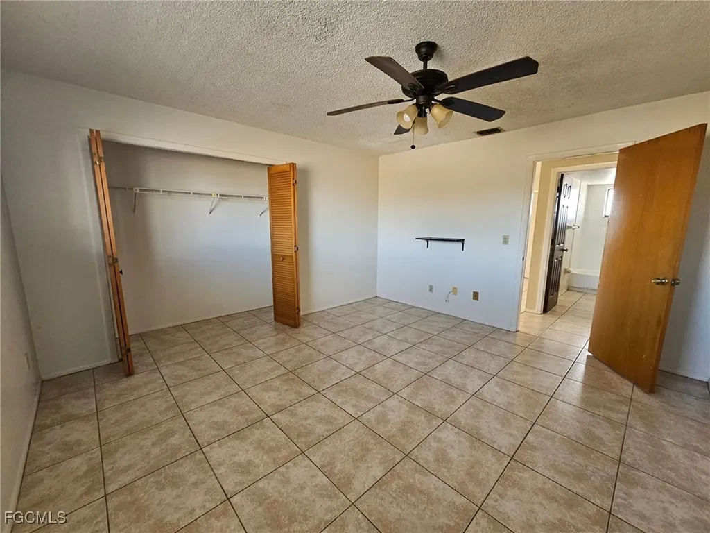 1221 SE 46th Lane Cape Coral FL 33904
