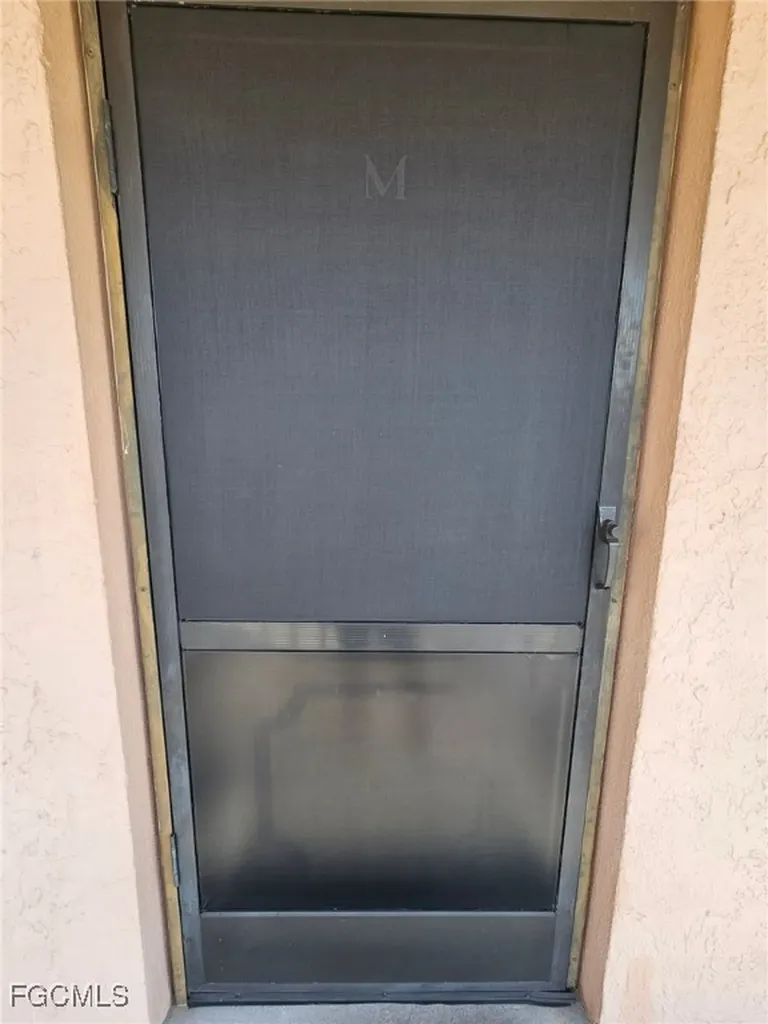 1221 SE 46th Lane Cape Coral FL 33904