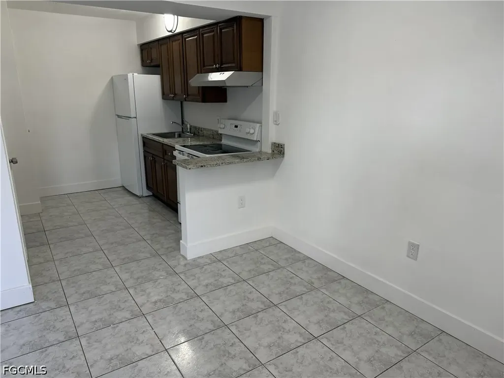2239 Jackson Street Fort Myers FL 33901