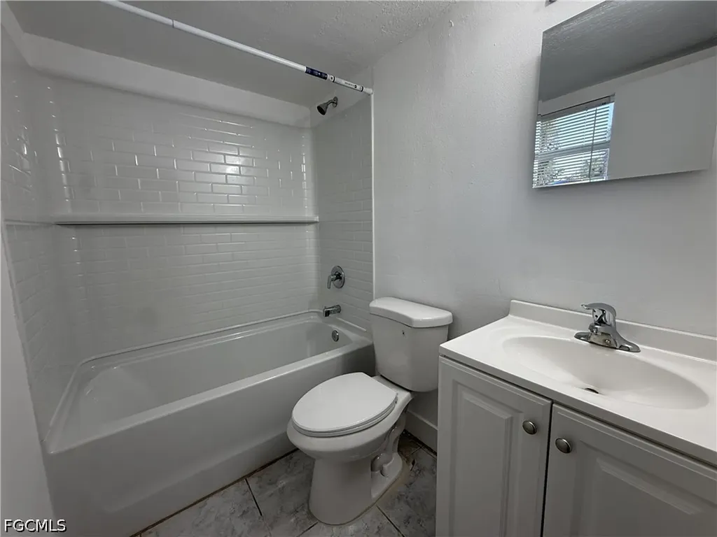 2239 Jackson Street Fort Myers FL 33901
