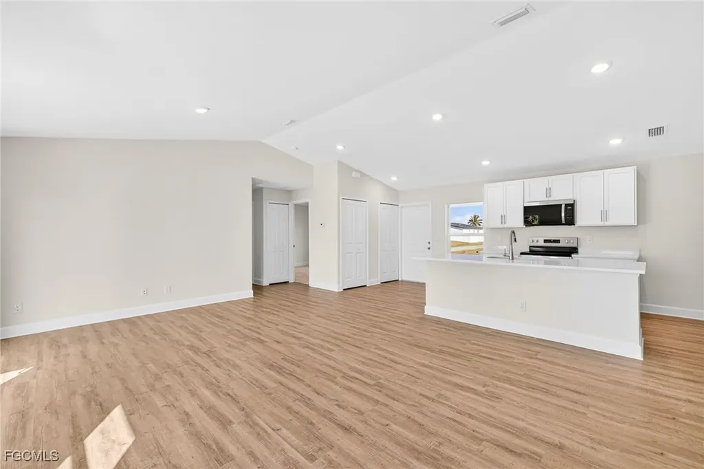 1124 NW 19th Avenue Cape Coral FL 33993