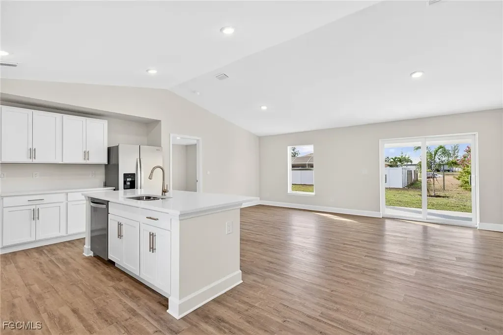 1124 NW 19th Avenue Cape Coral FL 33993