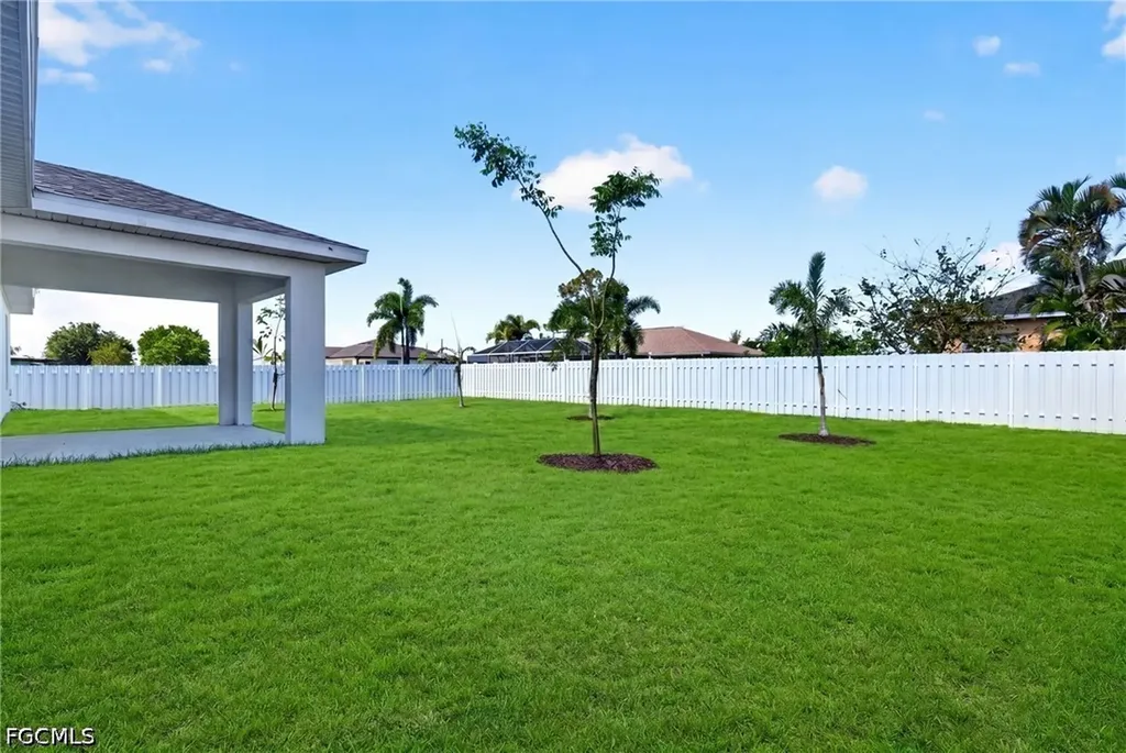 1124 NW 19th Avenue Cape Coral FL 33993