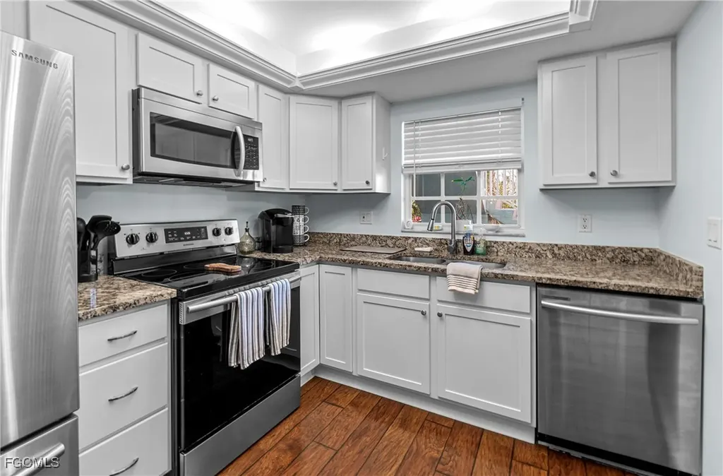 28280 Pine Haven Way Bonita Springs FL 34135