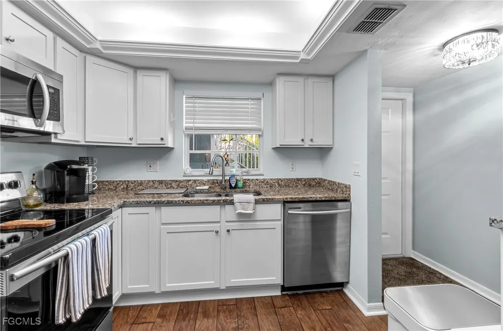28280 Pine Haven Way Bonita Springs FL 34135