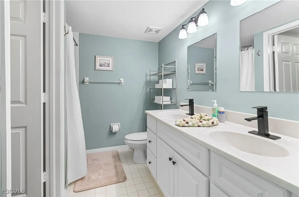 28280 Pine Haven Way Bonita Springs FL 34135