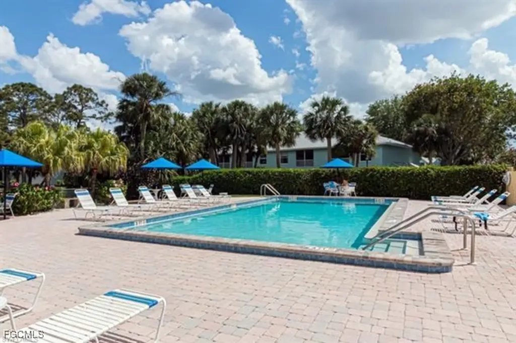 28280 Pine Haven Way Bonita Springs FL 34135