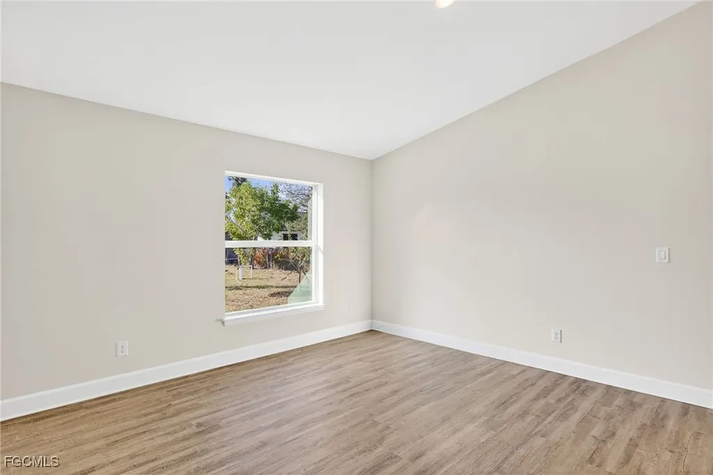 1128 NW 19th Avenue Cape Coral FL 33993