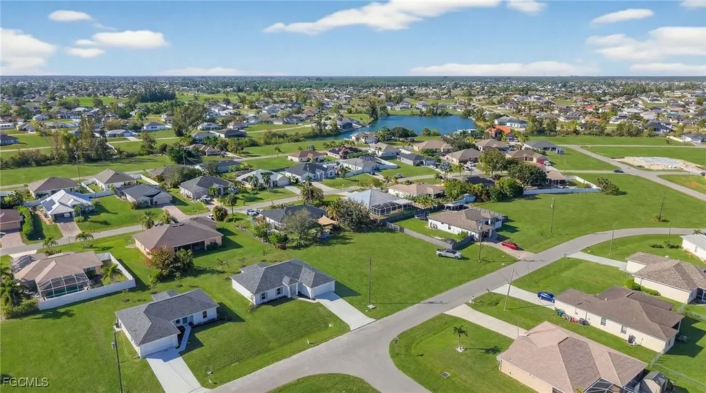 1128 NW 19th Avenue Cape Coral FL 33993