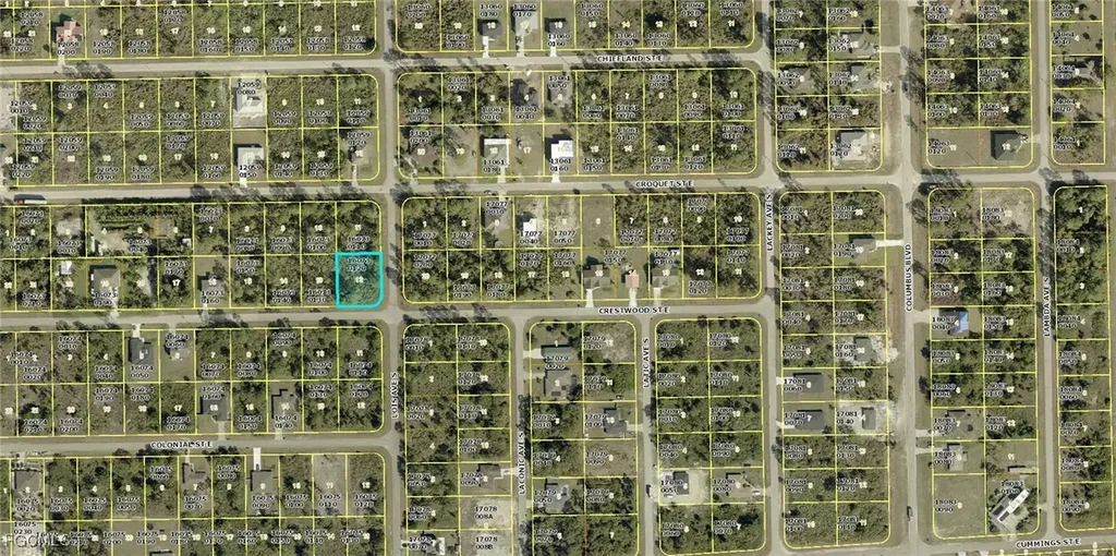 1127 Crestwood Street E Lehigh Acres FL 33974