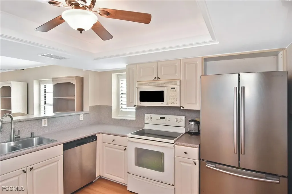 3350 N Key Drive North Fort Myers FL 33903