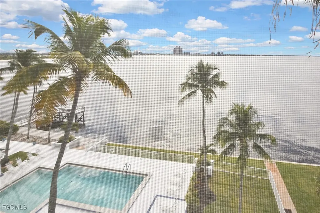 3350 N Key Drive North Fort Myers FL 33903