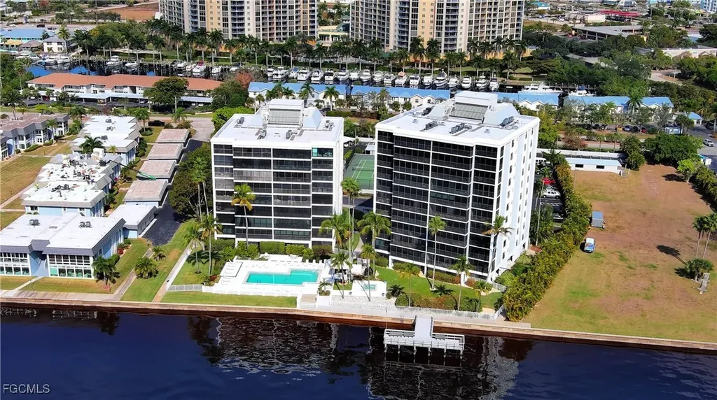 3350 N Key Drive North Fort Myers FL 33903