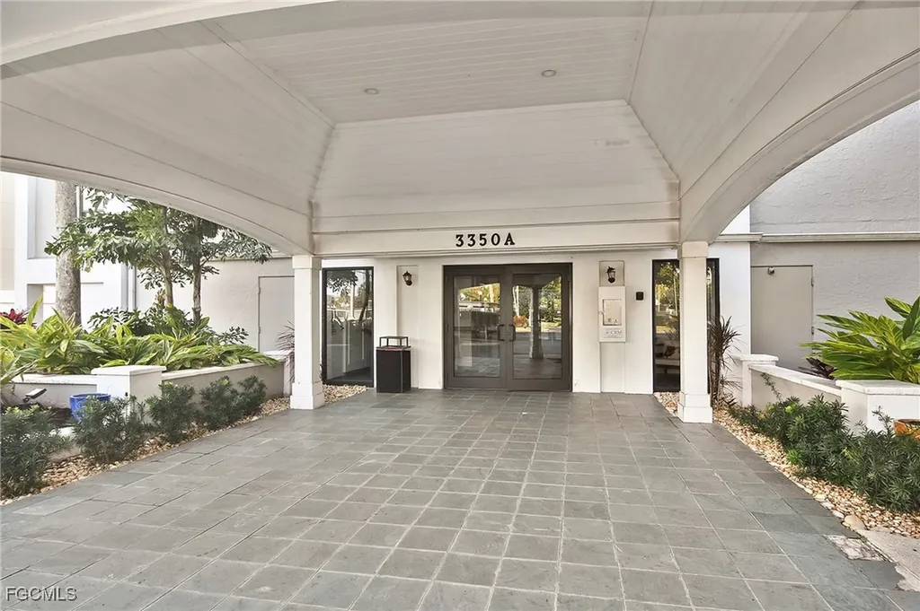 3350 N Key Drive North Fort Myers FL 33903