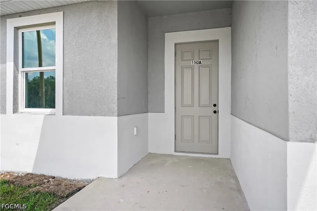 632/634 Knapp Street Lehigh Acres FL 33974