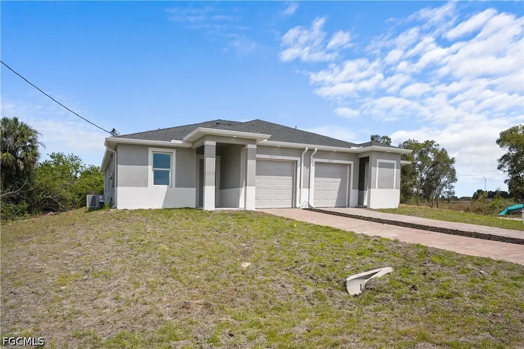 632/634 Knapp Street Lehigh Acres FL 33974