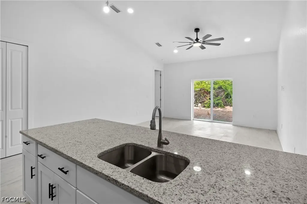 632/634 Knapp Street Lehigh Acres FL 33974