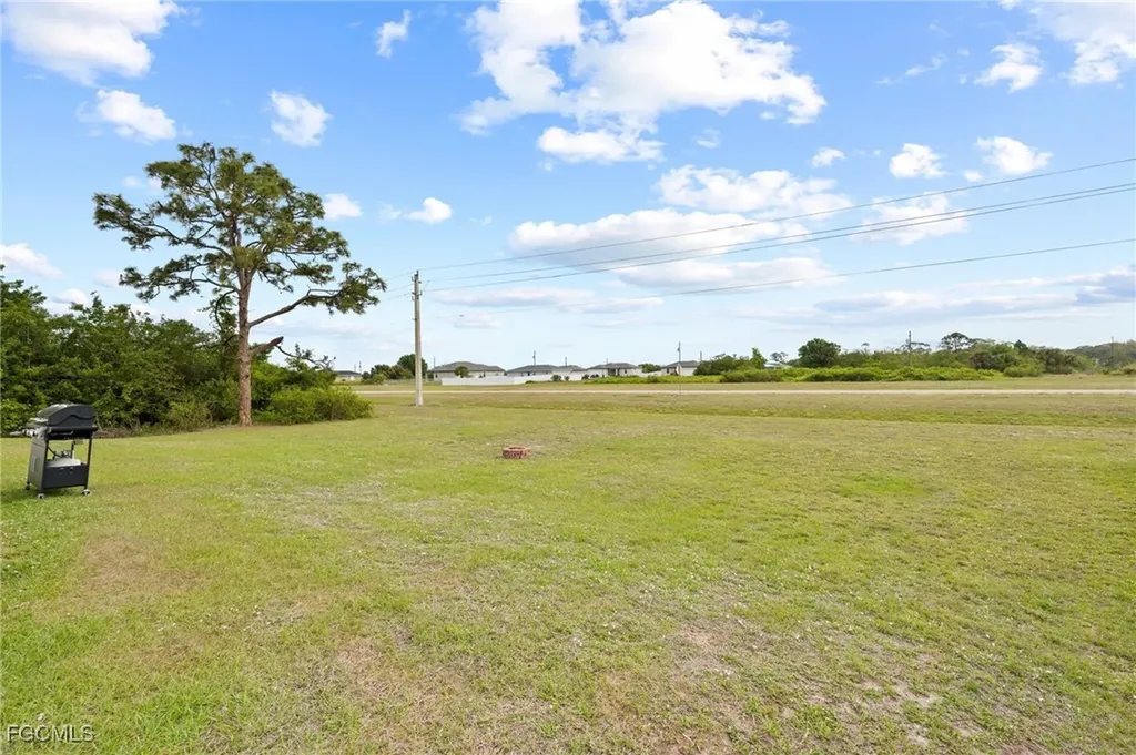 5011 Dania Circle Labelle FL 33935