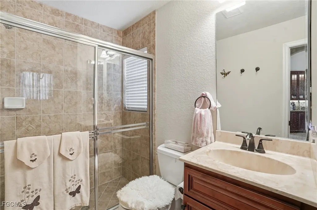 1422 SW 16th Terrace Cape Coral FL 33991