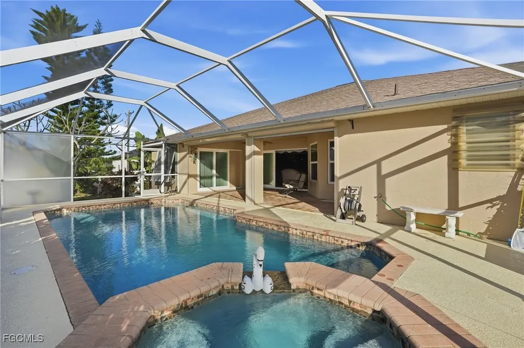 1422 SW 16th Terrace Cape Coral FL 33991