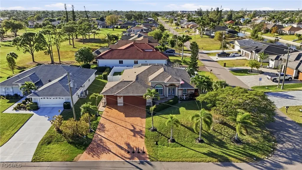 1422 SW 16th Terrace Cape Coral FL 33991