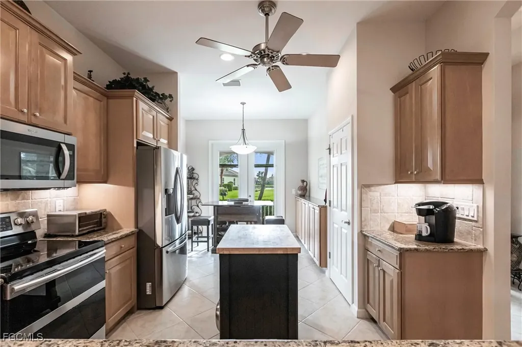 3640 Lakeview Isle Court Fort Myers FL 33905
