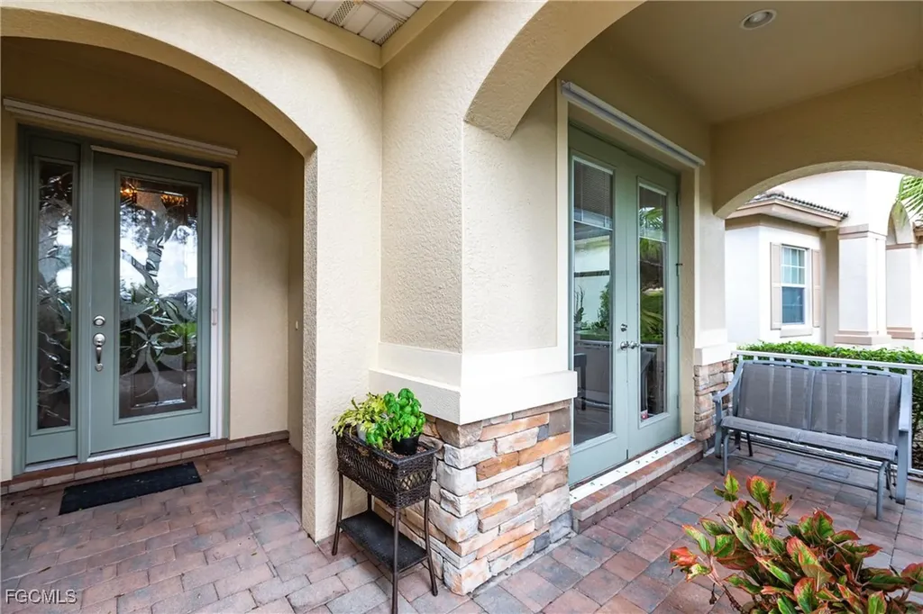 3640 Lakeview Isle Court Fort Myers FL 33905