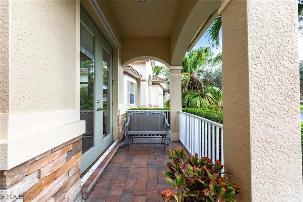 3640 Lakeview Isle Court Fort Myers FL 33905