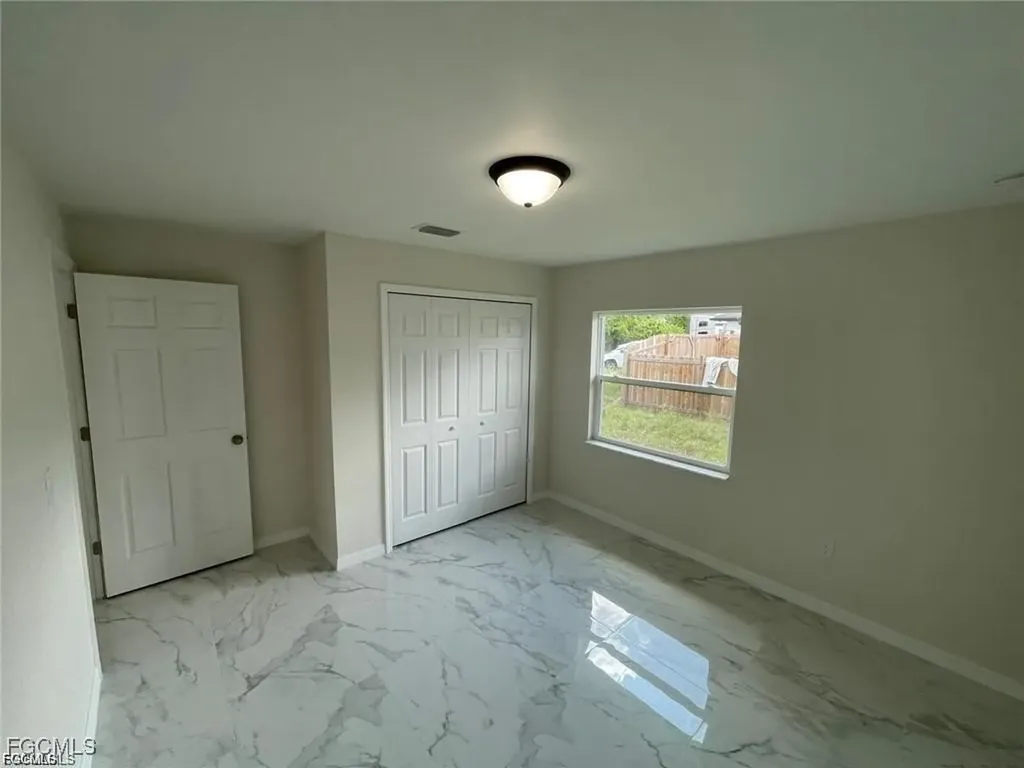 4657/4659 26th Street SW Lehigh Acres FL 33973