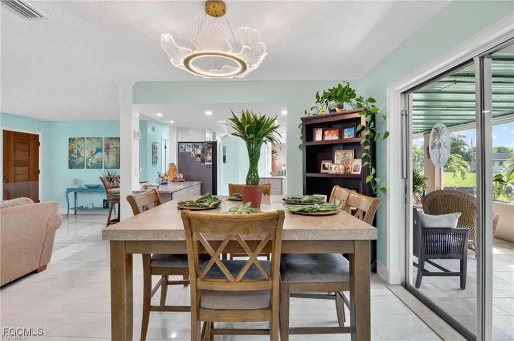 4638 Vinsetta Avenue North Fort Myers FL 33903