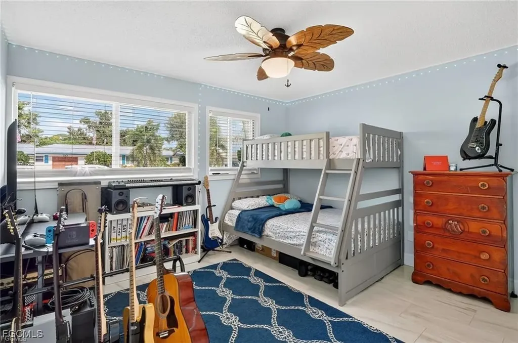 4638 Vinsetta Avenue North Fort Myers FL 33903