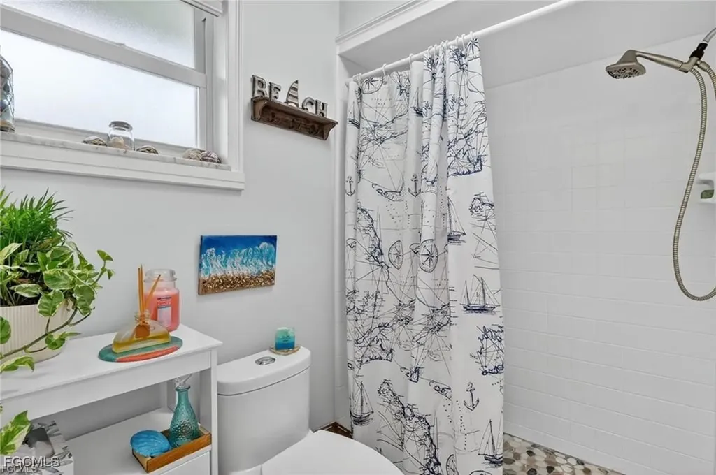 4638 Vinsetta Avenue North Fort Myers FL 33903